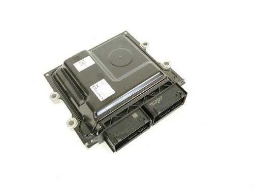 Engine control unit (ECU) VOLVO V40 Hatchback (525) D2 (114 hp) 7746304