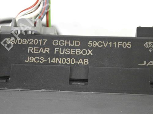 Fuse box JAGUAR E-PACE (X540) 2.0 D180 AWD | BP7813540E1 