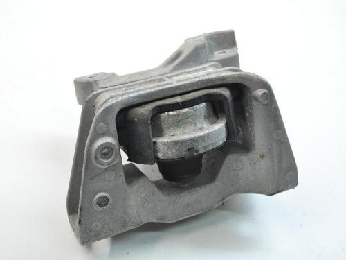 Used Engine mount NISSAN JUKE (F15) 1.6 (117 hp) 7489312