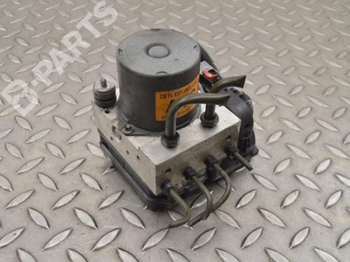Used ABS pump HYUNDAI SANTA FÉ II (CM) 2.2 CRDi (197 hp) 10534596