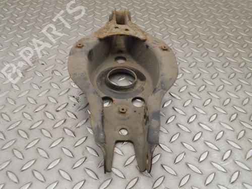 Right rear suspension arm LEXUS IS III (_E3_) 300h (AVE30_, AVE30R) | BP16274255M15 
