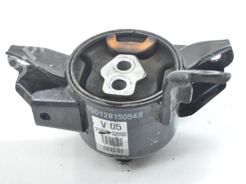 Used Engine mount HYUNDAI i40 I CW (VF) 1.7 CRDi (116 hp) 7495724