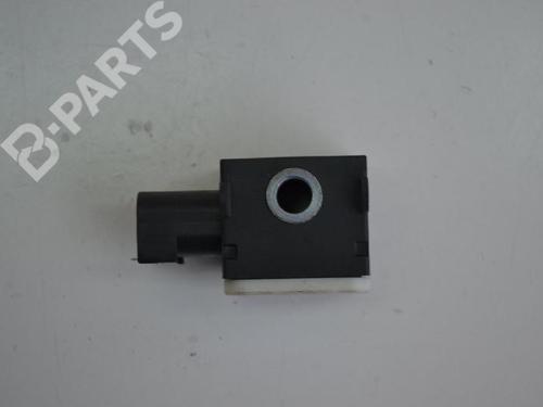 Used Electronic sensor HYUNDAI SANTA FÉ II (CM) 2.2 CRDi 4x4 (155 hp) 8828565
