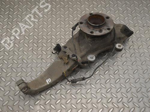 Used Right front steering knuckle BMW 6 Coupe (F13) 640 d (313 hp) 15482698