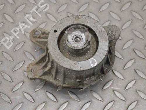 Used Engine mount MERCEDES-BENZ C-CLASS (W205) C 220 BlueTEC / d (205.002, 205.004) (170 hp) 11684333