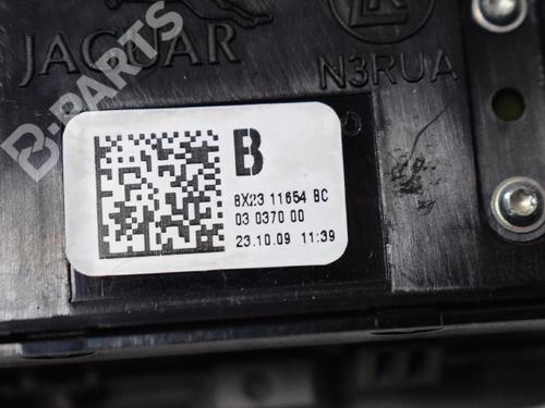 Switch JAGUAR XF I (X250) 3.0 D | BP8867681I30 