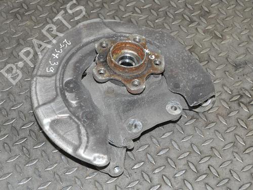 Venstre hjullagerhus spindel BMW 5 (G30, F90) 520 d xDrive (190 hp) 14767954