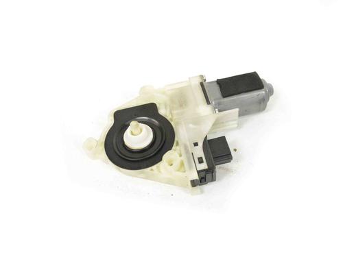 Left rear window motor LAND ROVER RANGE ROVER IV (L405) 4.4 SDV8 4x4 | BP7499171E23