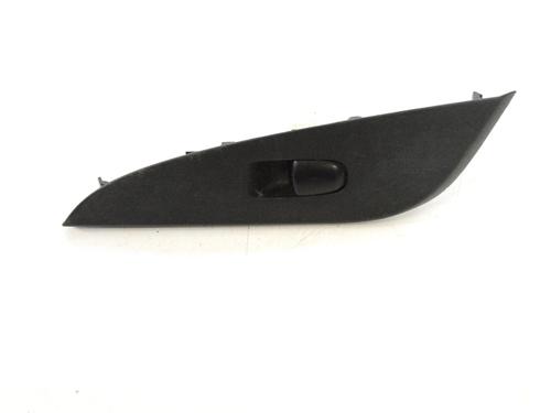 Used Right rear window switch NISSAN PULSAR Hatchback (C13) 1.2 DIG-T (115 hp) 9907971