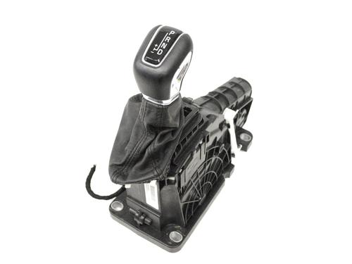 Used Gear lever VOLVO XC60 II (246) T4 (190 hp) 27822609