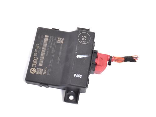 Used Electronic module AUDI A4 B8 (8K2) 1.8 TFSI (160 hp) 8865045