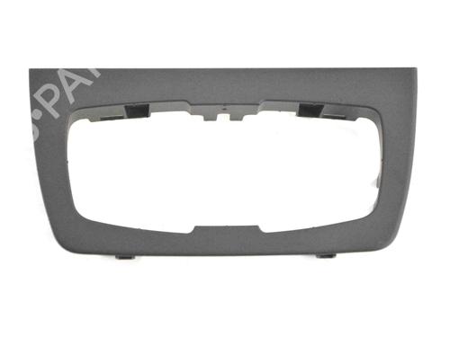 switch-bmw-3-f30-f80-m3-9218531-2011-2012-2013-2014-2015-2016-2017-2018-8863523 main image