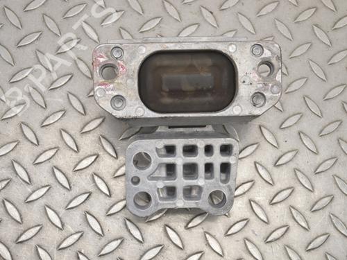 Used Engine mount FIAT 500X (334_) 1.3 (334.AXR11) (150 hp) 27824816