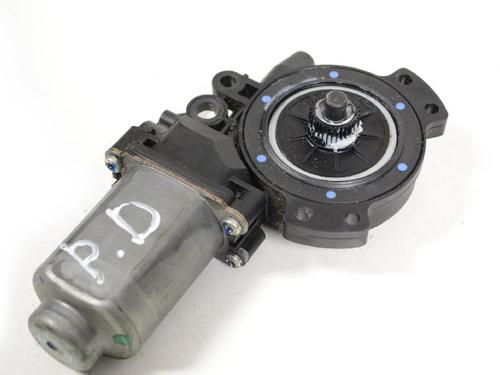 Right front window motor HYUNDAI SANTA FÉ II (CM) 2.2 CRDi 4x4 | BP8868457E20 