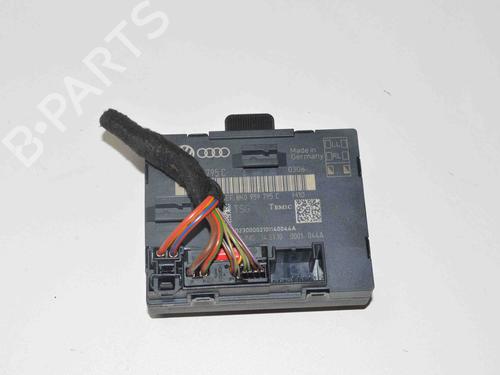Module électronique AUDI A4 B8 Avant (8K5) 2.0 TDI (143 hp) 7496596