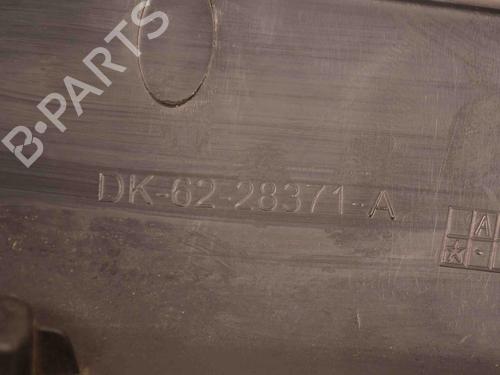 Rear left wheel arch trim LAND ROVER RANGE ROVER SPORT II (L494) 3.0 SDV6 4x4 | BP27822778C136 