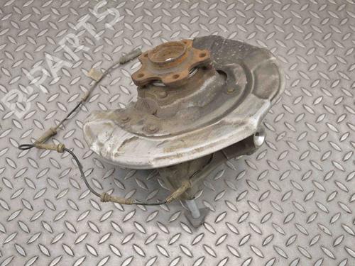 Used Right rear steering knuckle BMW 5 (F10) 530 d (286 hp) 14799936