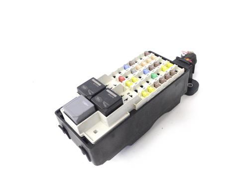 Fuse box JAGUAR XE (X760) 2.0 D | BP10533817E1 