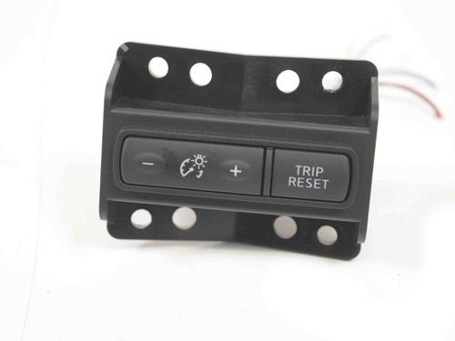 Used Switch NISSAN X-TRAIL III (T32_, T32R, T32RR) 1.6 dCi ALL MODE 4x4-i (NT32) (130 hp) 8867698