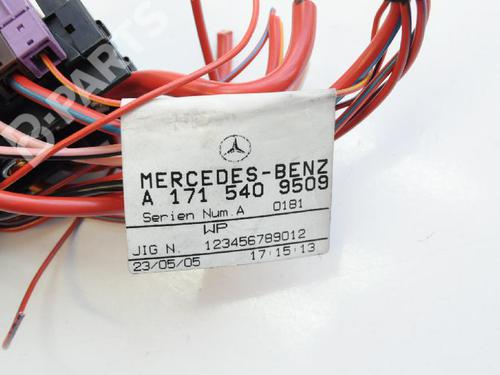 Fuse box MERCEDES-BENZ SLK (R171) 200 Kompressor (171.442) | BP7495529E1 