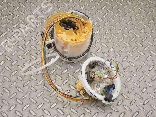 Used Fuel pump BMW 3 (F30, F80) 330 e (252 hp) 11182387