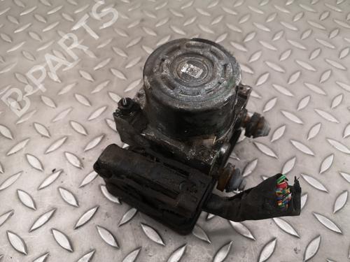 Used ABS pump SUBARU OUTBACK (BS) 2.0 D AWD (BSD) (150 hp) 18643342