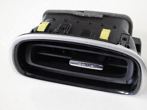 Used Air vent TOYOTA PRIUS (_W5_) 1.8 Hybrid (ZVW50_, ZVW51_) (98 hp) 14817655