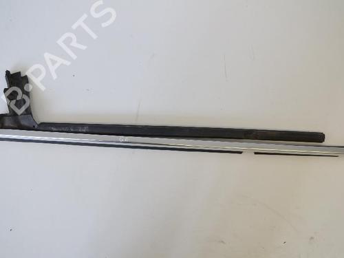 Used Door moulding trim MERCEDES-BENZ CLS (C219) CLS 320 CDI (219.322) (224 hp) 14813228