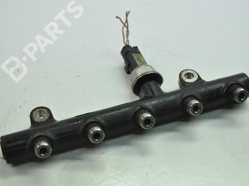 Used Injection rail PEUGEOT 407 SW (6E_, 6D_) 2.0 HDi 135 (136 hp) 7753544