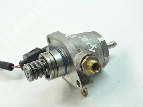 Used Fuel pump AUDI A1 Sportback (8XA, 8XF) S1 quattro (231 hp) 7481522