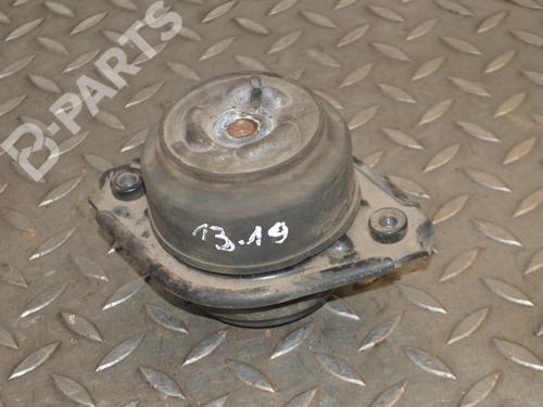 Used Engine mount MERCEDES-BENZ M-CLASS (W164) ML 63 AMG 4-matic (164.177) (510 hp) 8146705