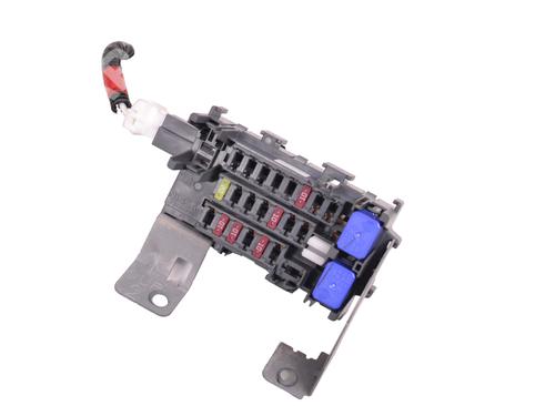 Used Fuse box NISSAN JUKE (F15) 1.2 DIG-T (115 hp) 11970155