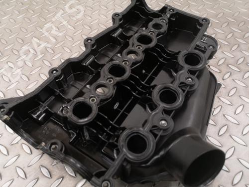 Valve cover LAND ROVER RANGE ROVER SPORT II (L494) 3.0 SDV6 4x4 | BP27830084M124 