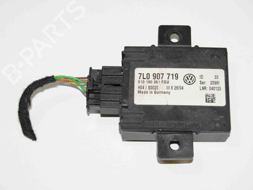 Elektronische module VW TOUAREG (7LA, 7L6, 7L7) 2.5 R5 TDI (174 hp) 7752279