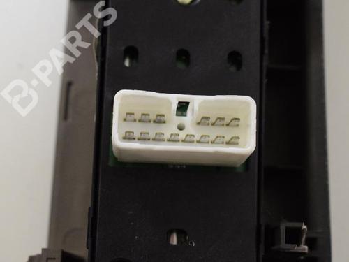 Right front window switch HYUNDAI SANTA FÉ II (CM) 2.2 CRDi GLS 4x4 | BP7489305I26 