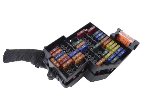 Fuse box VW TOUAREG (7LA, 7L6, 7L7) 3.0 V6 TDI | BP12126390E1 