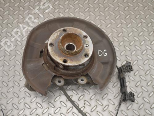 Used Right rear steering knuckle BMW 1 (F20) 116 i (136 hp) 14797496