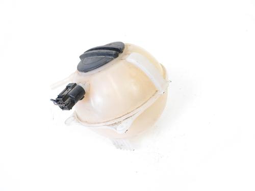 Used Expansion tank AUDI A1 Sportback (8XA, 8XF) S1 quattro (231 hp) 7747571