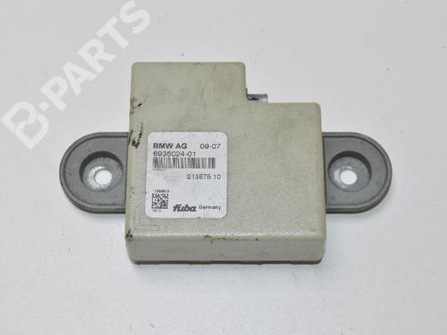 Used Electronic module BMW 3 Coupe (E92) 335 d (286 hp) 7753528