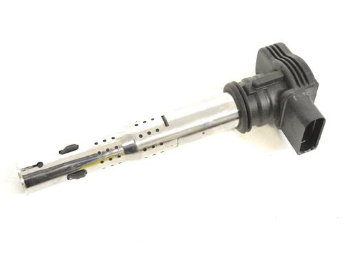 Used Ignition coil AUDI TT Roadster (8J9) 2.0 TFSI (200 hp) 7499721