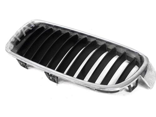 Used Grille BMW 5 (F10) 530 d (286 hp) 11182261