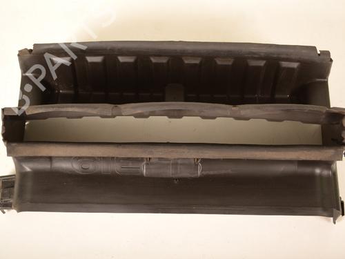 Used Grille LAND ROVER DISCOVERY III (L319) 2.7 TD 4x4 (190 hp) 14772424