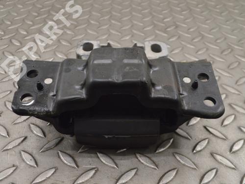 Used Engine mount VW GOLF VII (5G1, BQ1, BE1, BE2) 1.4 TSI (125 hp) 10534280