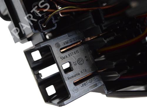 Fuse box VW ID.3 (E11, E12) Pro | BP27825513E1 