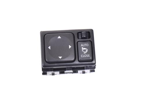Switch NISSAN JUKE (F15) 1.5 dCi BP8863234I30
