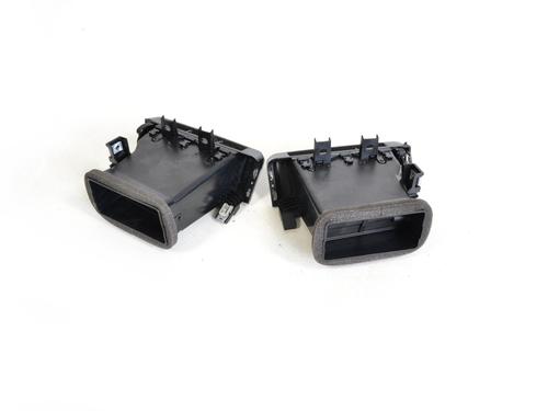 Air vent LAND ROVER RANGE ROVER VELAR (L560) 2.0 D180 TD4 4x4 | BP19943159I21 
