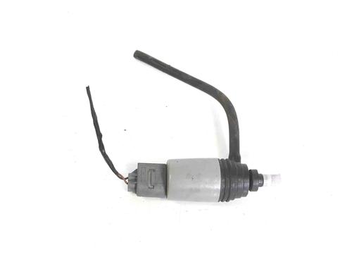 Washer pump BMW 1 (E87) 118 d | BP14818190E24