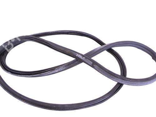 Used Rubber door seal LAND ROVER RANGE ROVER VELAR (L560) 2.0 D180 TD4 4x4 (180 hp) 14804949