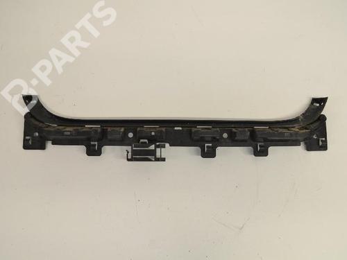 Used Rear bumper bracket BMW 3 (E90) 320 d (163 hp) 8831210