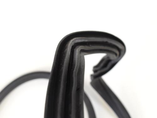 Rubber door seal MERCEDES-BENZ GL-CLASS (X166) GL 350 CDI / BlueTec 4-matic (166.823, 166.824) | BP14772954C142 
